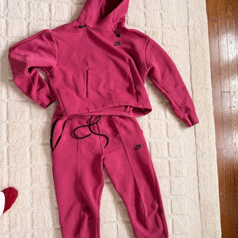 Nike tech matching set Hoodie and matching sweatpants